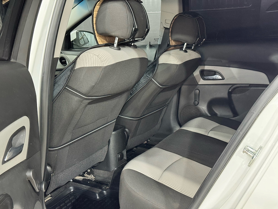 Chevrolet Cruze, 2014г., передний привод, механика