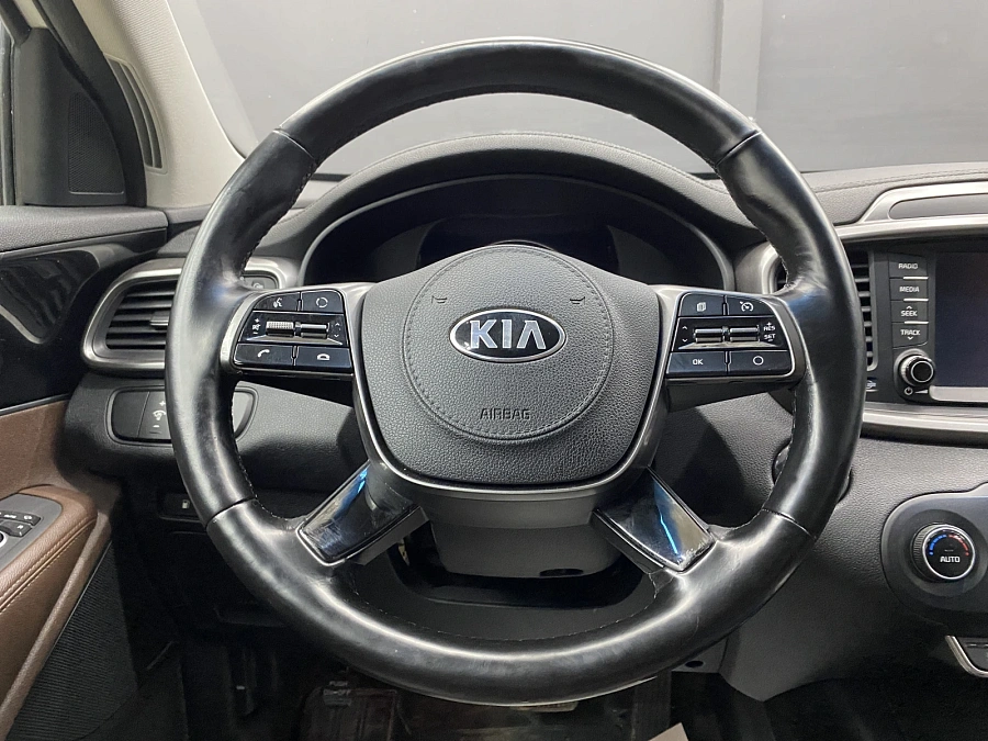 Kia , 2018г., полный привод, автомат