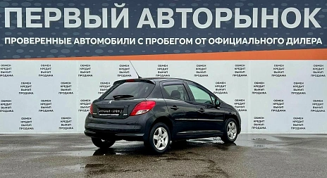 Peugeot 207, 2010г, передний привод, автомат