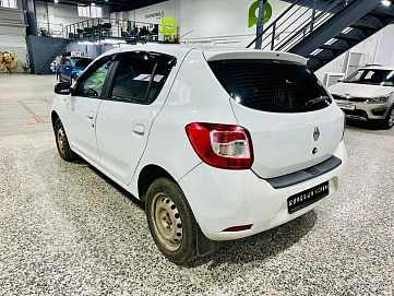 Renault Sandero, 2014г, передний привод, механика