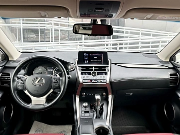 Lexus NX, 2017г, полный привод, вариатор