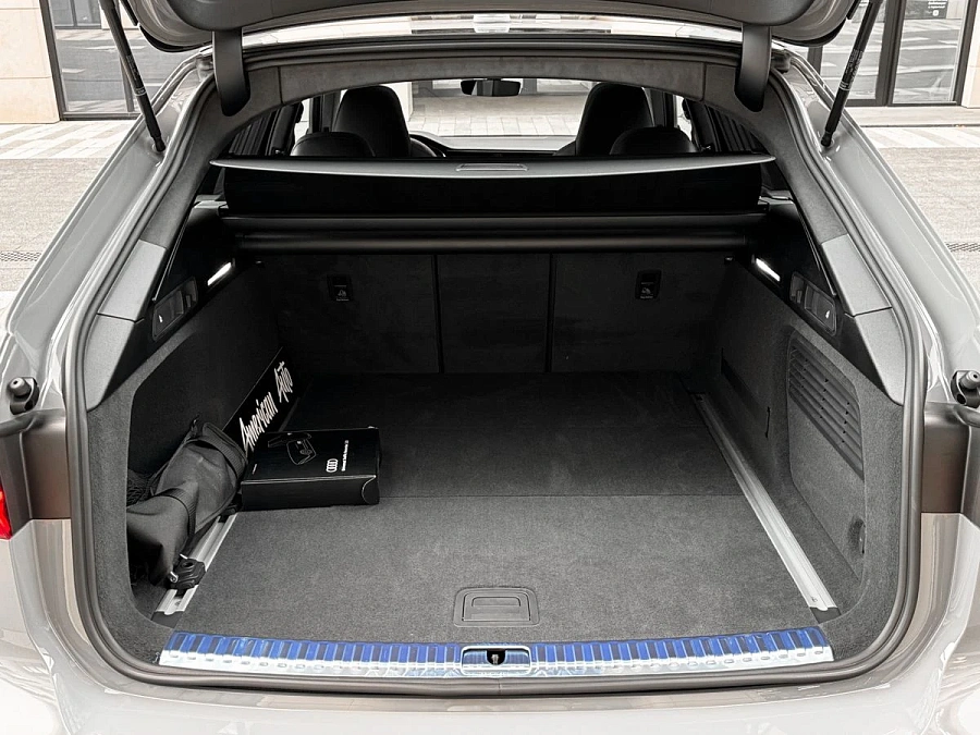 Audi RS 6, 2025г., полный привод, автомат