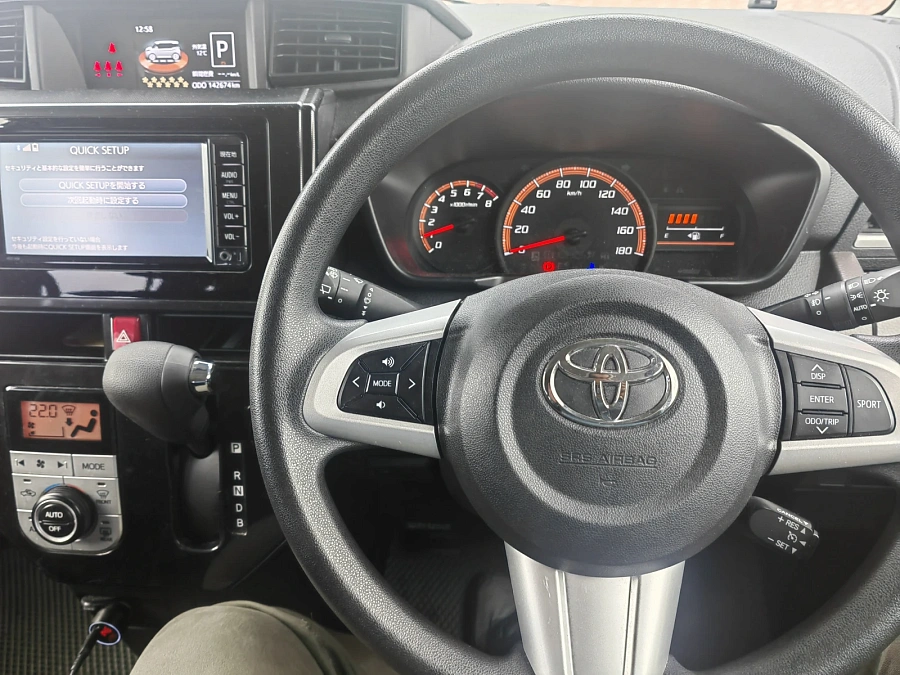 Toyota Roomy, 2017г., передний привод, вариатор