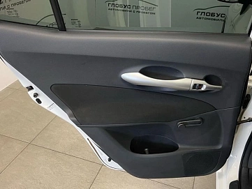 Toyota Auris, 2011г, передний привод, автомат