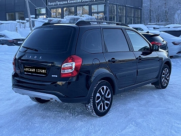 Lada (ВАЗ) , 2022г., передний привод, механика