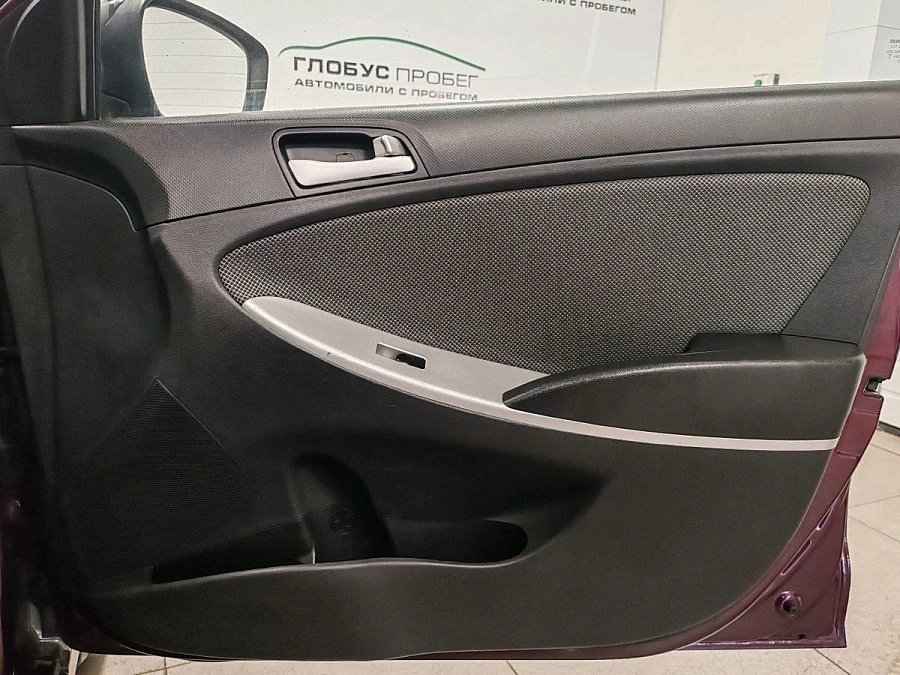 Hyundai Solaris, 2011г., передний привод, механика