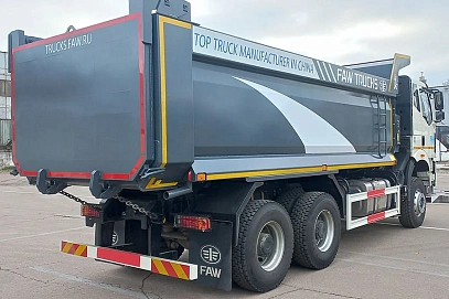 FAW J6 CA3250, 2023г, Задний привод, Механическая