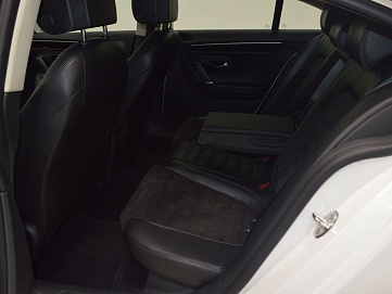 Volkswagen Passat CC, 2013г, передний привод, робот
