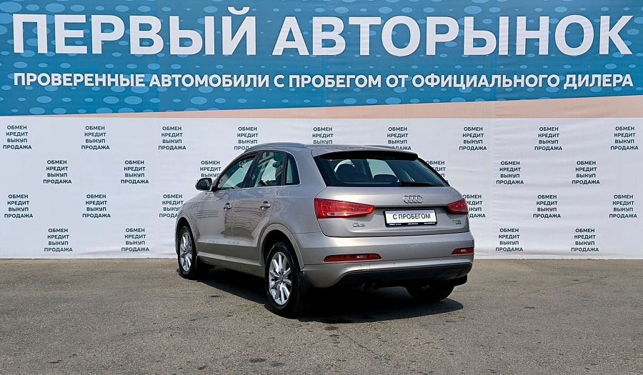 Audi Q3, 2013г., передний привод, автомат