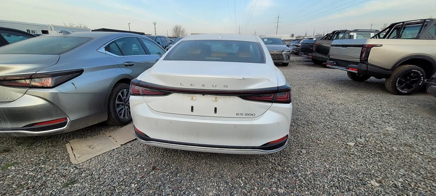 Lexus ES, 2025г., передний привод, вариатор
