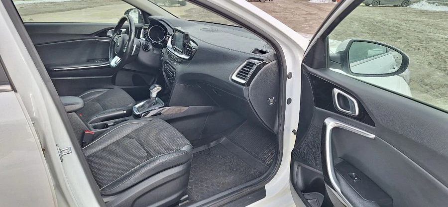 Kia Ceed, 2019г., передний привод, автомат