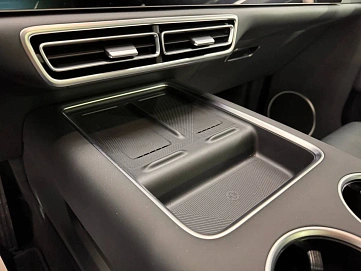 LI_AUTO , 2025г., полный привод, автомат