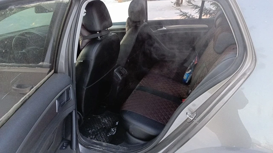 Volkswagen Golf, 2013г., передний привод, робот