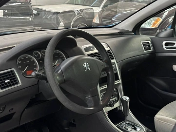 Peugeot 307, 2005г, передний привод, автомат