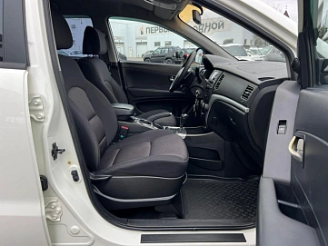 SsangYong Actyon, 2011г, передний привод, автомат