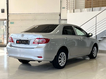 Toyota Corolla, 2012г, передний привод, механика