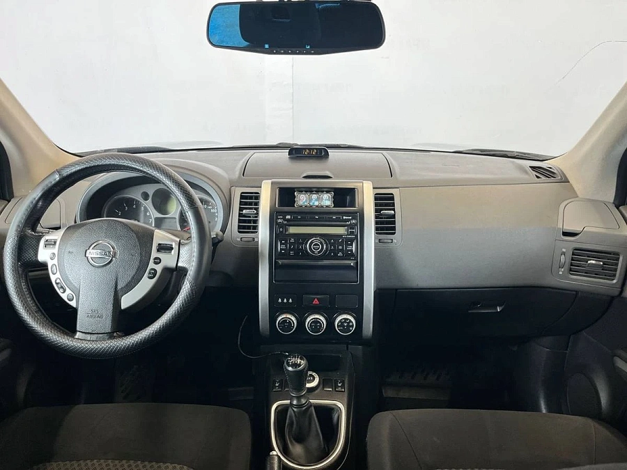 Nissan X-Trail, 2008г., полный привод, механика