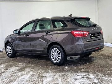 Lada (ВАЗ) Vesta, 2020г, передний привод, механика