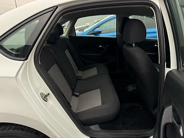 Volkswagen Polo, 2013г, передний привод, автомат