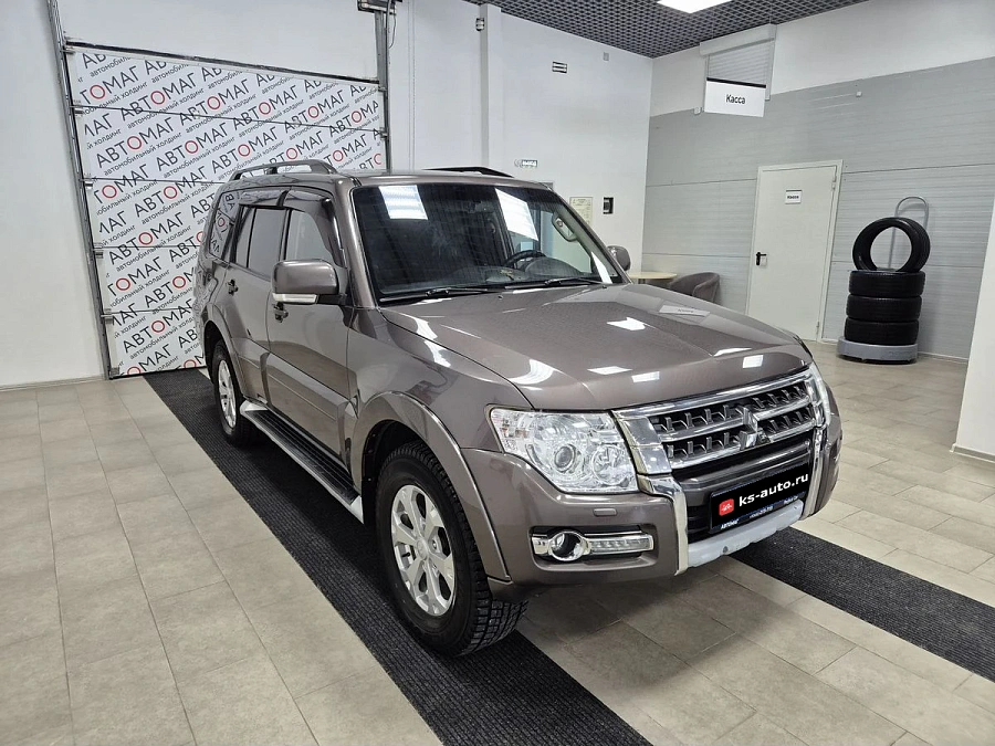 Mitsubishi Pajero, 2015г., полный привод, автомат
