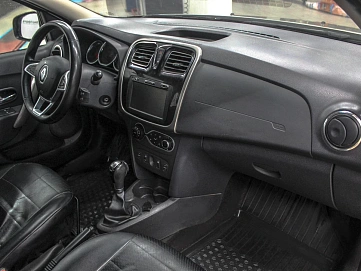 Renault , 2019г., передний привод, автомат