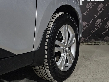Hyundai ix35, 2012г, передний привод, автомат