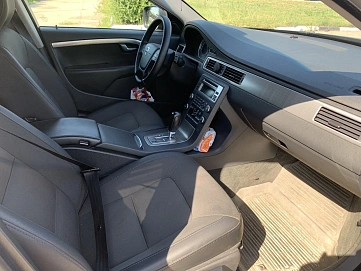 Volvo XC70, 2011г, передний привод, автомат