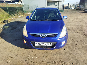 Hyundai i20, 2010г, передний привод, автомат