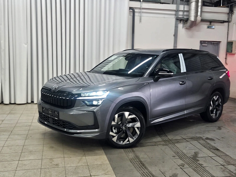 Skoda Kodiaq, 2025г., полный привод, робот