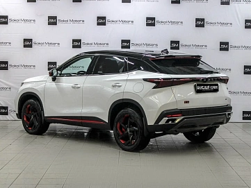 Omoda C5, 2023г, полный привод, робот