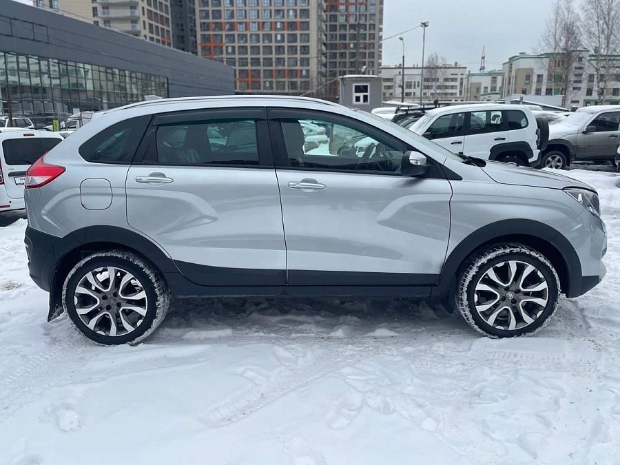 Lada (ВАЗ) , 2021г., передний привод, механика