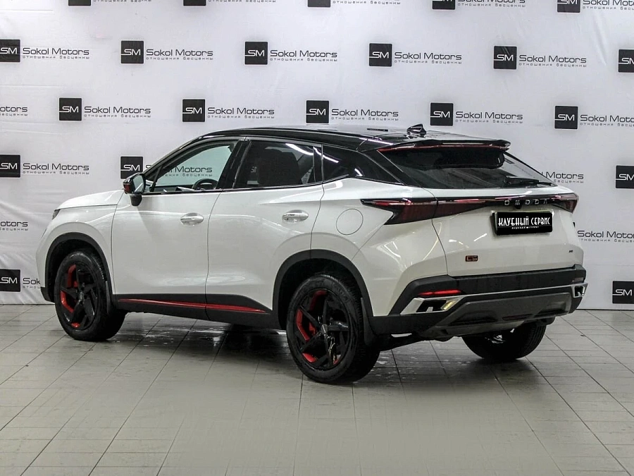 Omoda C5, 2023г., полный привод, робот