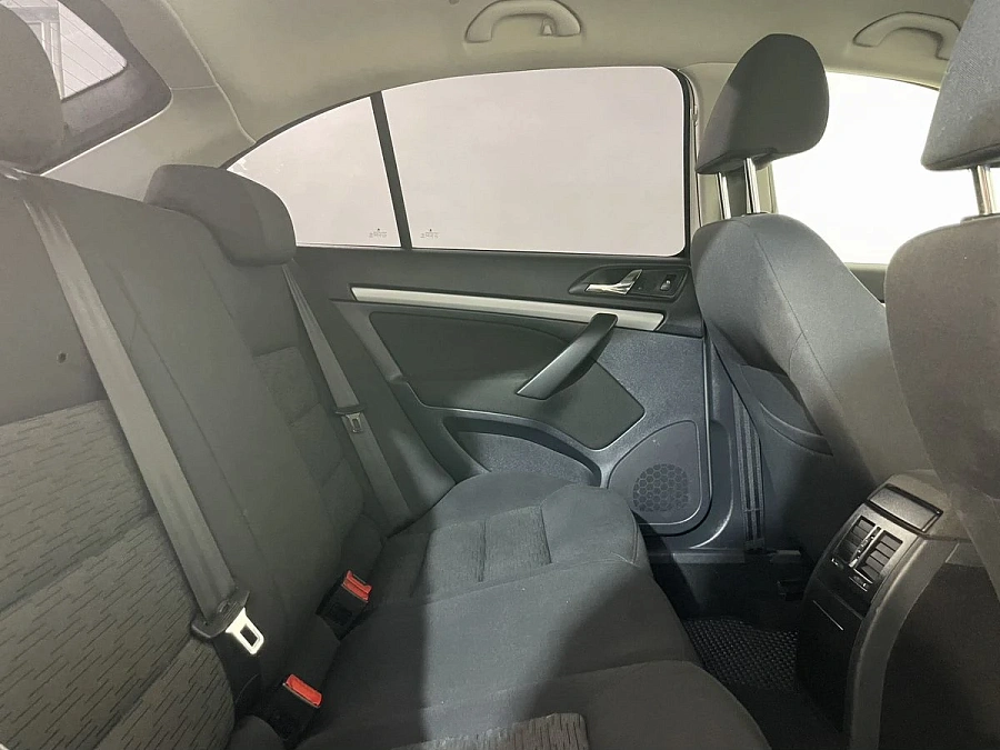 Skoda Octavia, 2012г., передний привод, механика