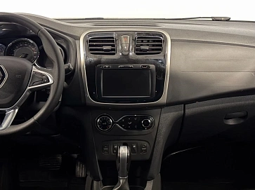 Renault Logan, 2021г, передний привод, автомат