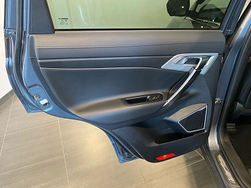 Geely Atlas, 2019г, передний привод, автомат