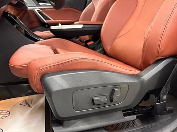 BMW X2, 2025г, передний привод, робот