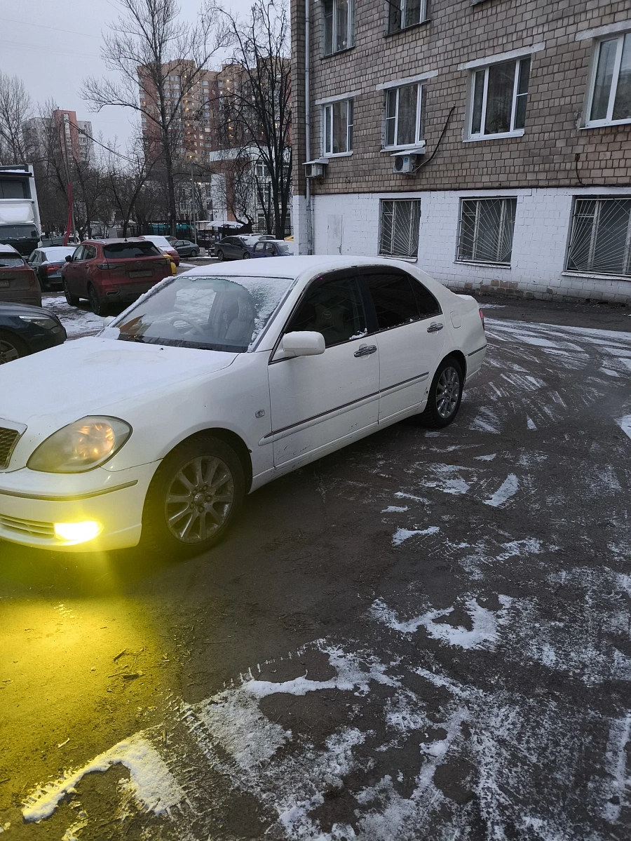 Toyota Brevis, 2001г., задний привод, автомат