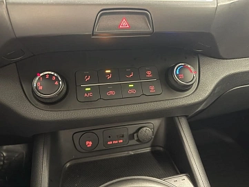 Kia Sportage, 2012г, передний привод, механика