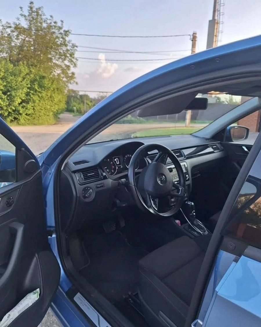 Skoda Rapid, 2015г., передний привод, робот