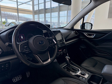 Subaru Forester, 2021г, полный привод, вариатор