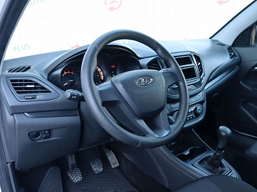 Lada (ВАЗ) Vesta, 2021г, передний привод, механика