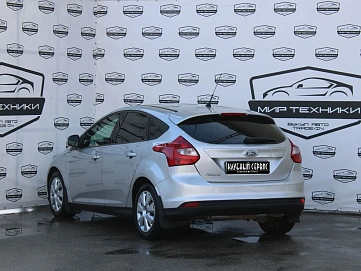 Ford Focus, 2011г, передний привод, робот