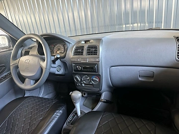 Hyundai Accent, 2008г, передний привод, механика
