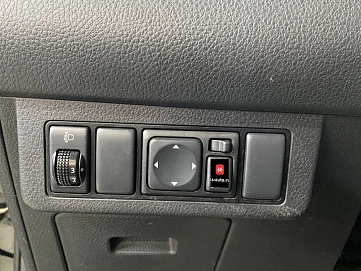 Nissan Tiida, 2008г., передний привод, механика