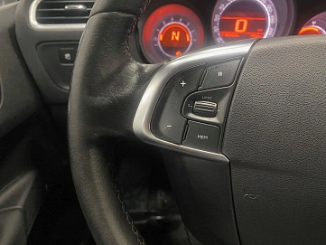 Citroen C4, 2012г, передний привод, автомат