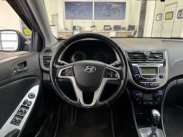 Hyundai Solaris, 2012г, передний привод, автомат