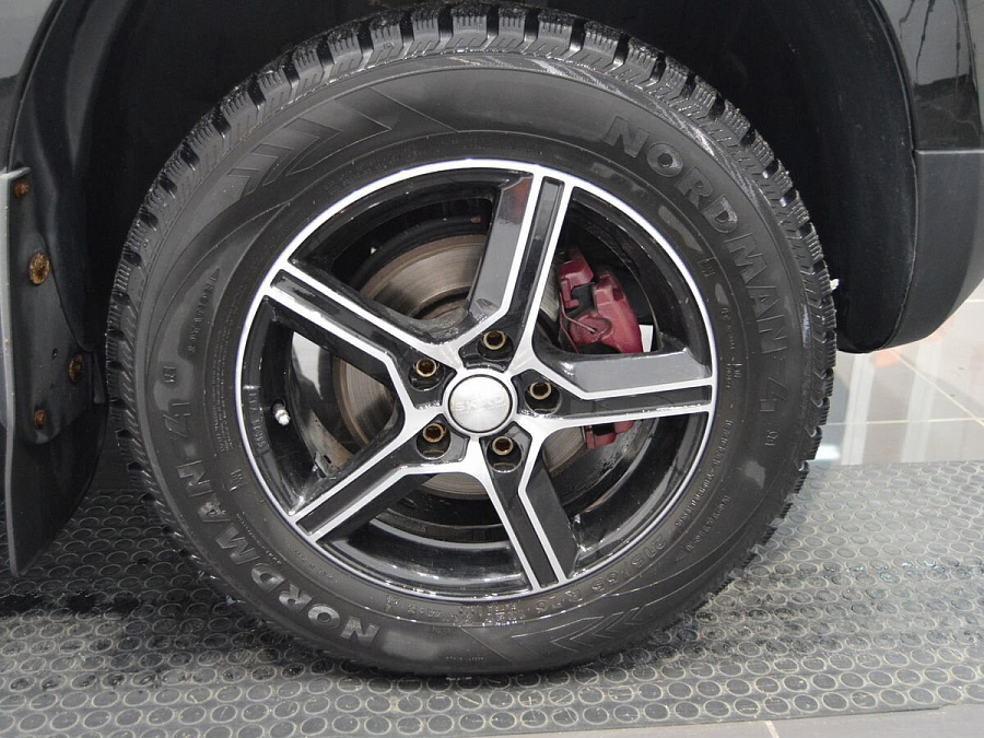 Renault Duster, 2012г., передний привод, механика