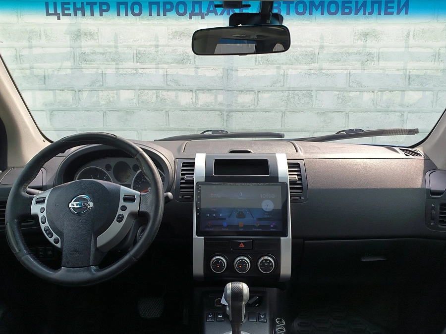 Nissan X-Trail, 2010г., полный привод, вариатор