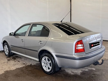 Skoda Octavia, 2008г, передний привод, механика