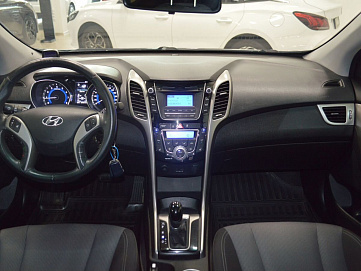 Hyundai i30, 2012г, передний привод, автомат